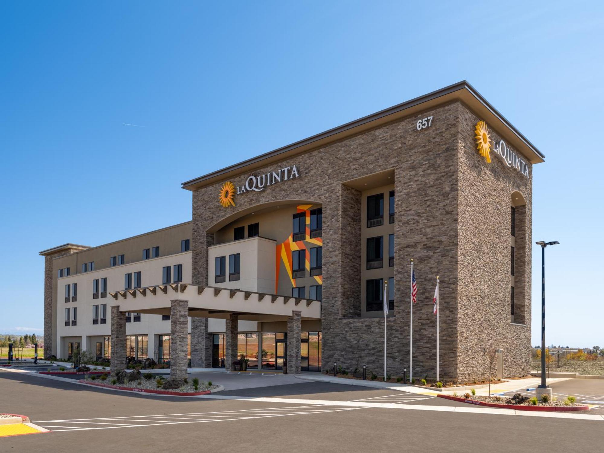 La Quinta Inn And Suites By Wyndham Lincoln Exterior foto
